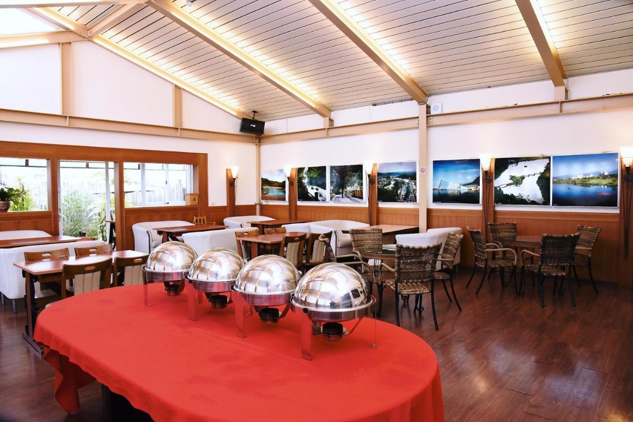 England Business Motel Yilan Exterior photo